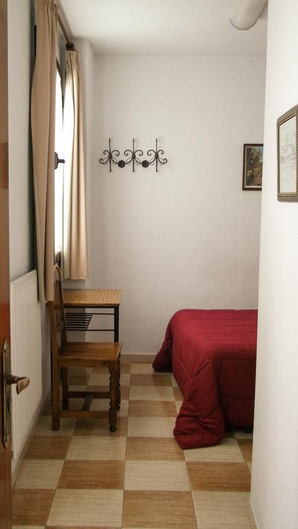 Pension Ciudad Navarro Ramos Granada Rum bild