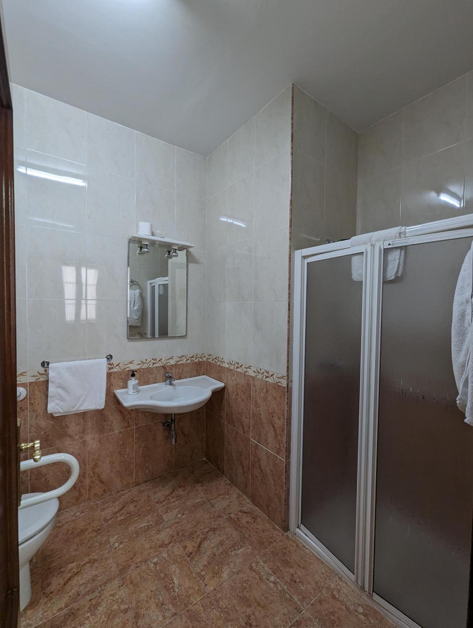 Pension Ciudad Navarro Ramos Granada Exteriör bild
